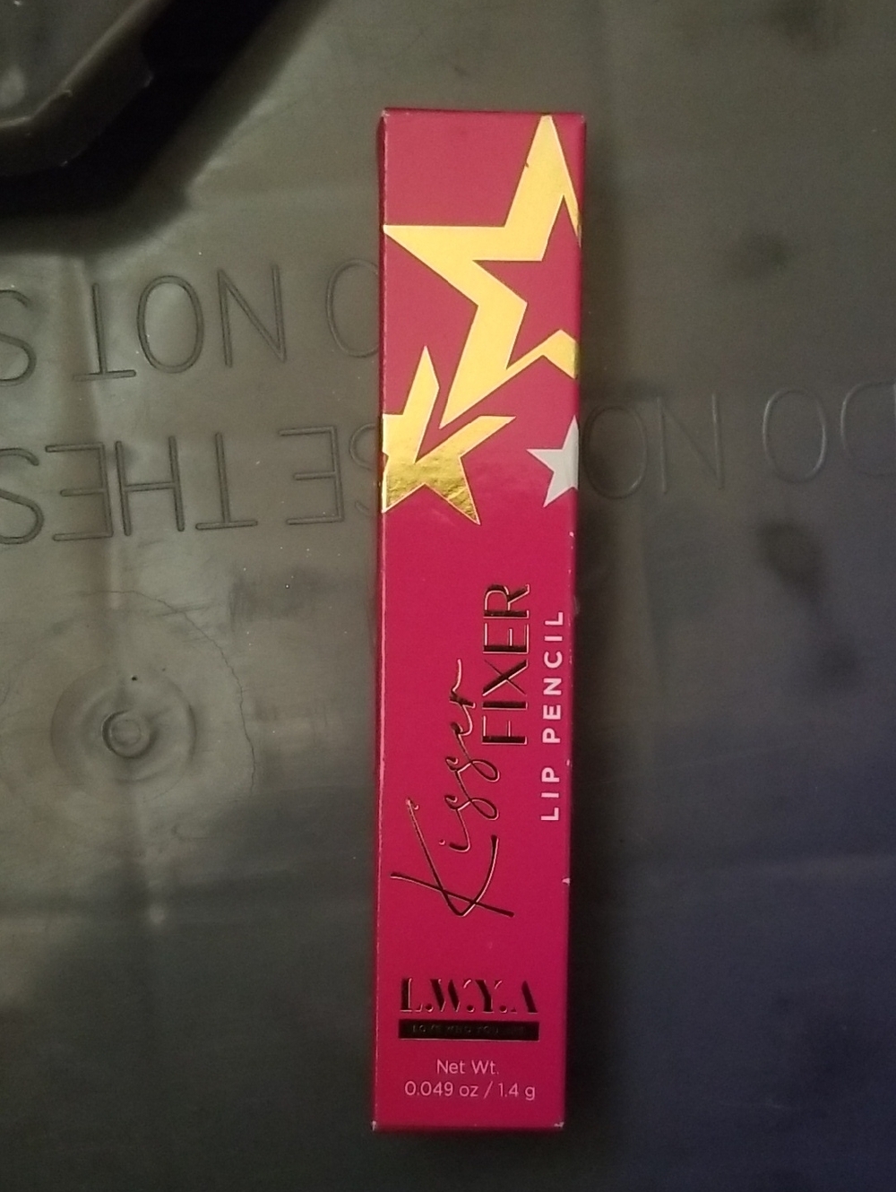 Kisser Fixer Lip Pencil - Berry Bliss